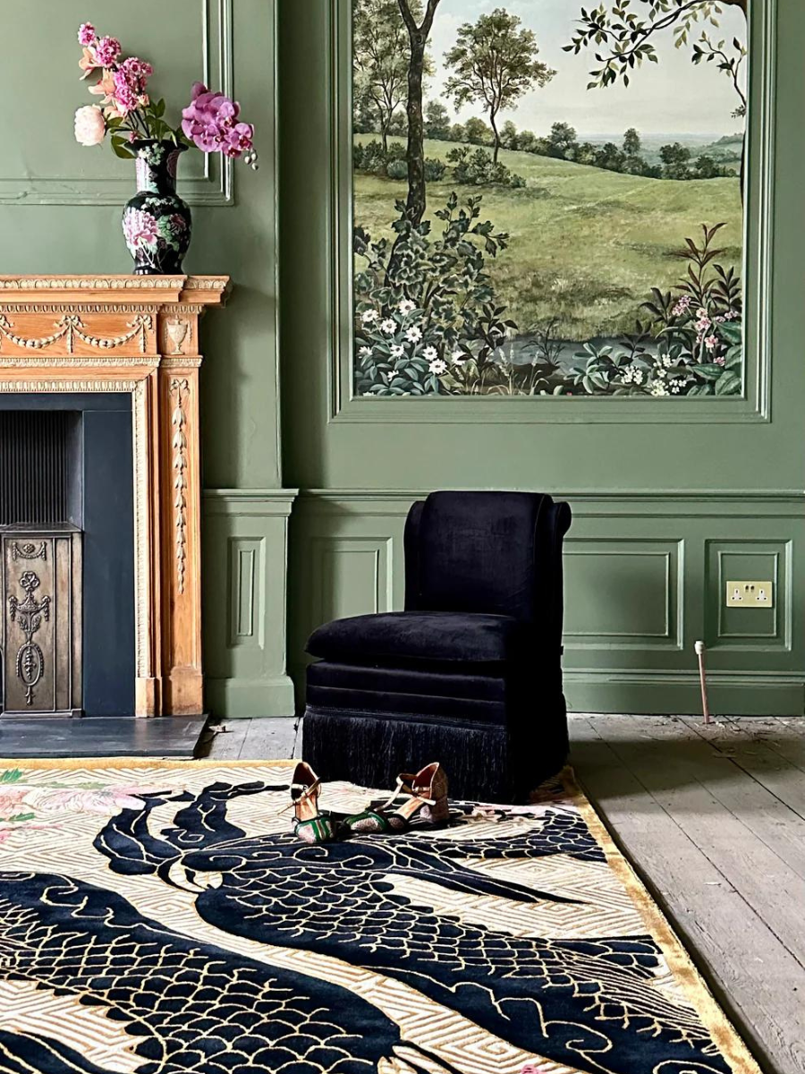 Dragon Florals Black & Gold - Hand Tufted Rug