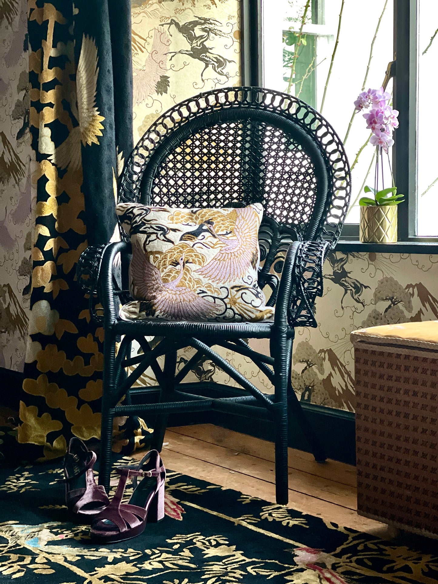 Jardin de Orient Black & Gold - Hand Tufted Runner