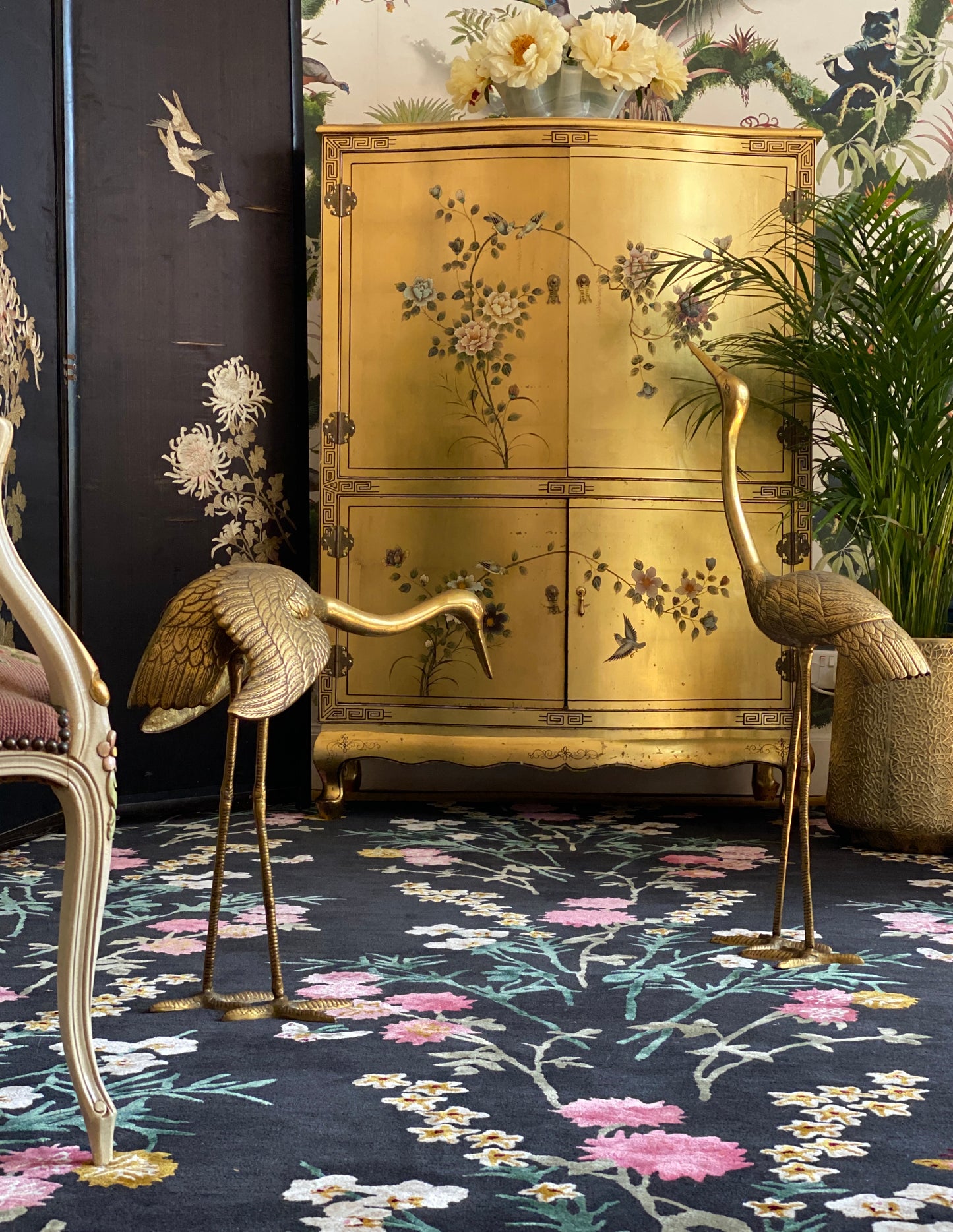 Flowers of Virtue Graphite - Hand Tufted Rug