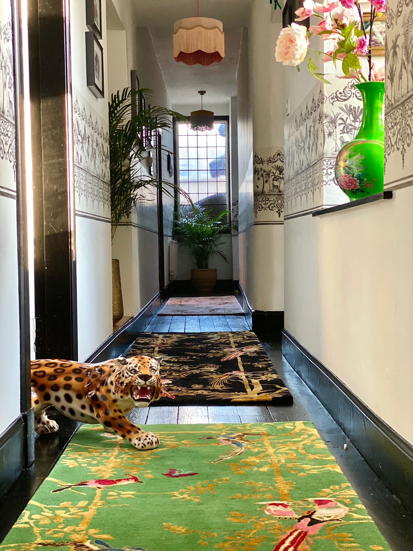 Jardin de Orient Black & Gold - Hand Tufted Runner