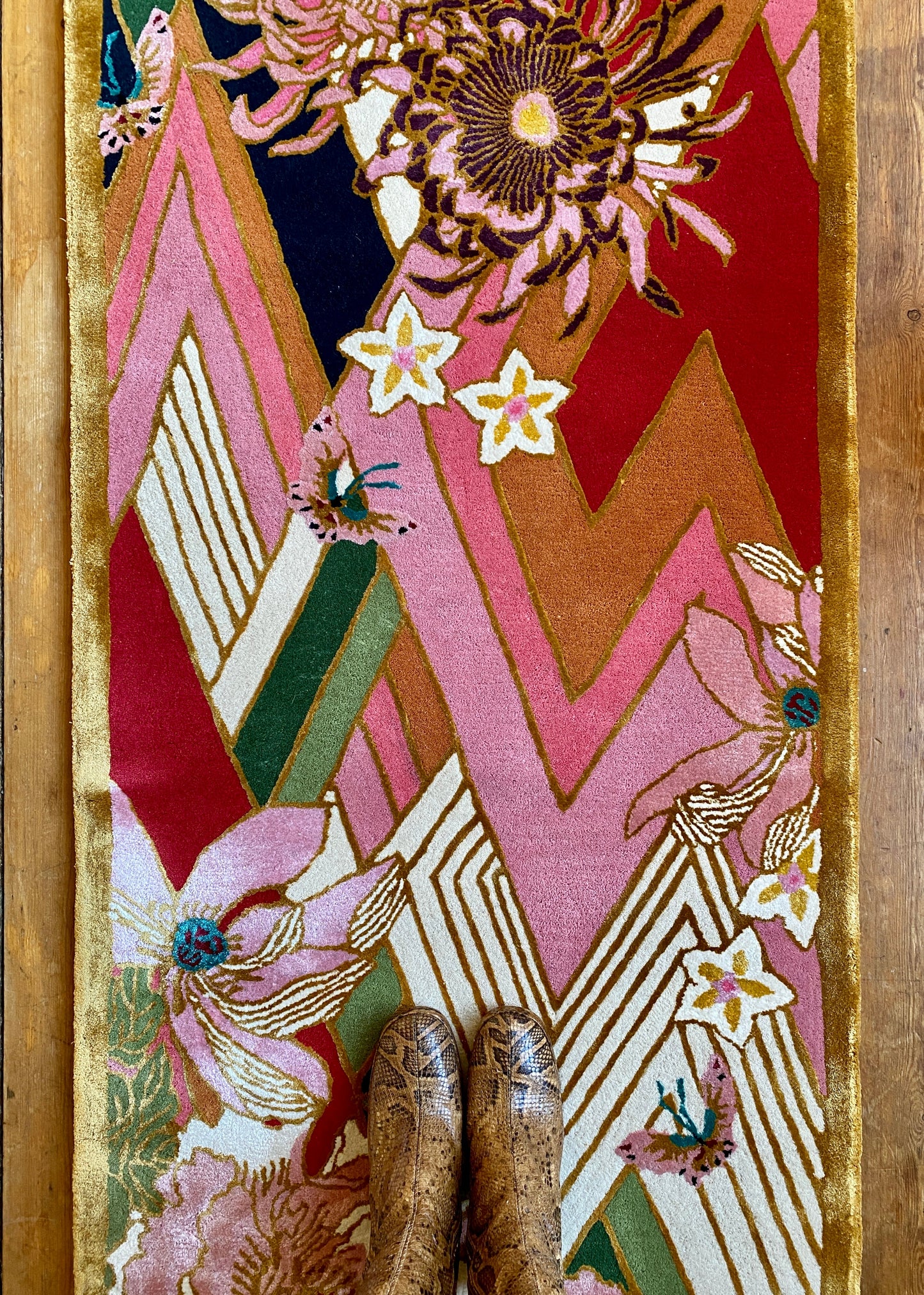 Shanghai Blossom - Hand Tufted Runner - Sample