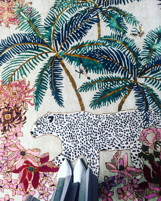 Leopard Palms Light - Hand Tufted Rug