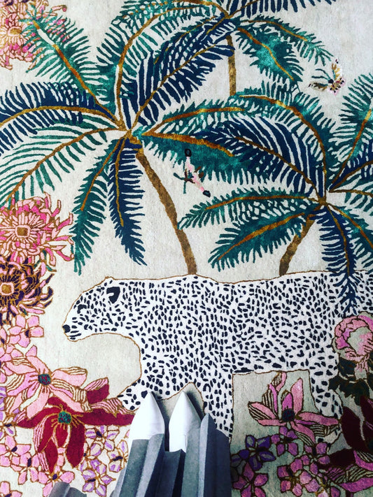 Leopard Palms Light - Hand Tufted Rug